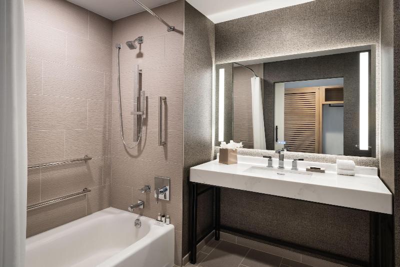 Sheraton Flowood The Refuge Hotel & Conference Center ภายนอก รูปภาพ